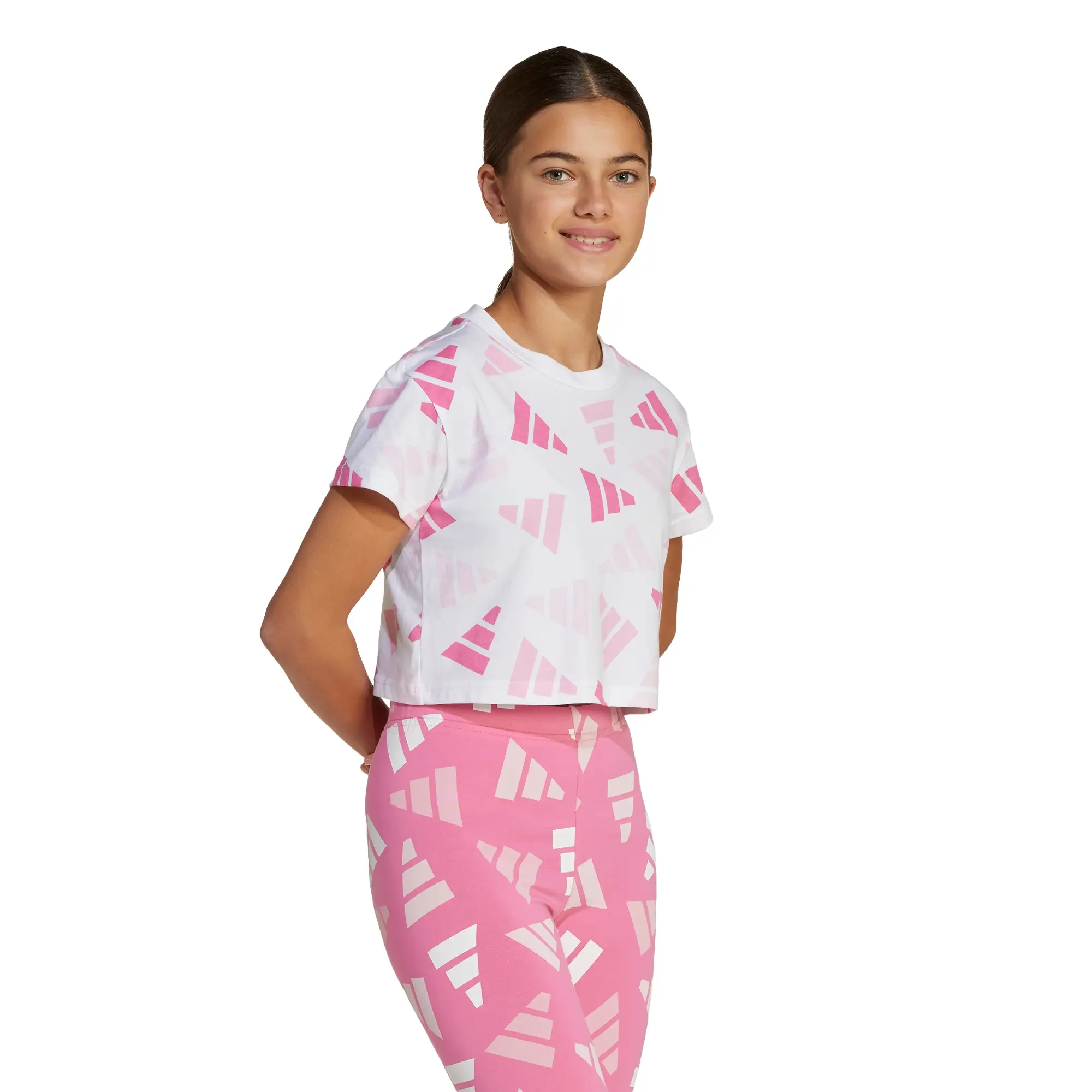 Playera adidas Casual Seasonal Essentials Logo Celebration Niña JC7710