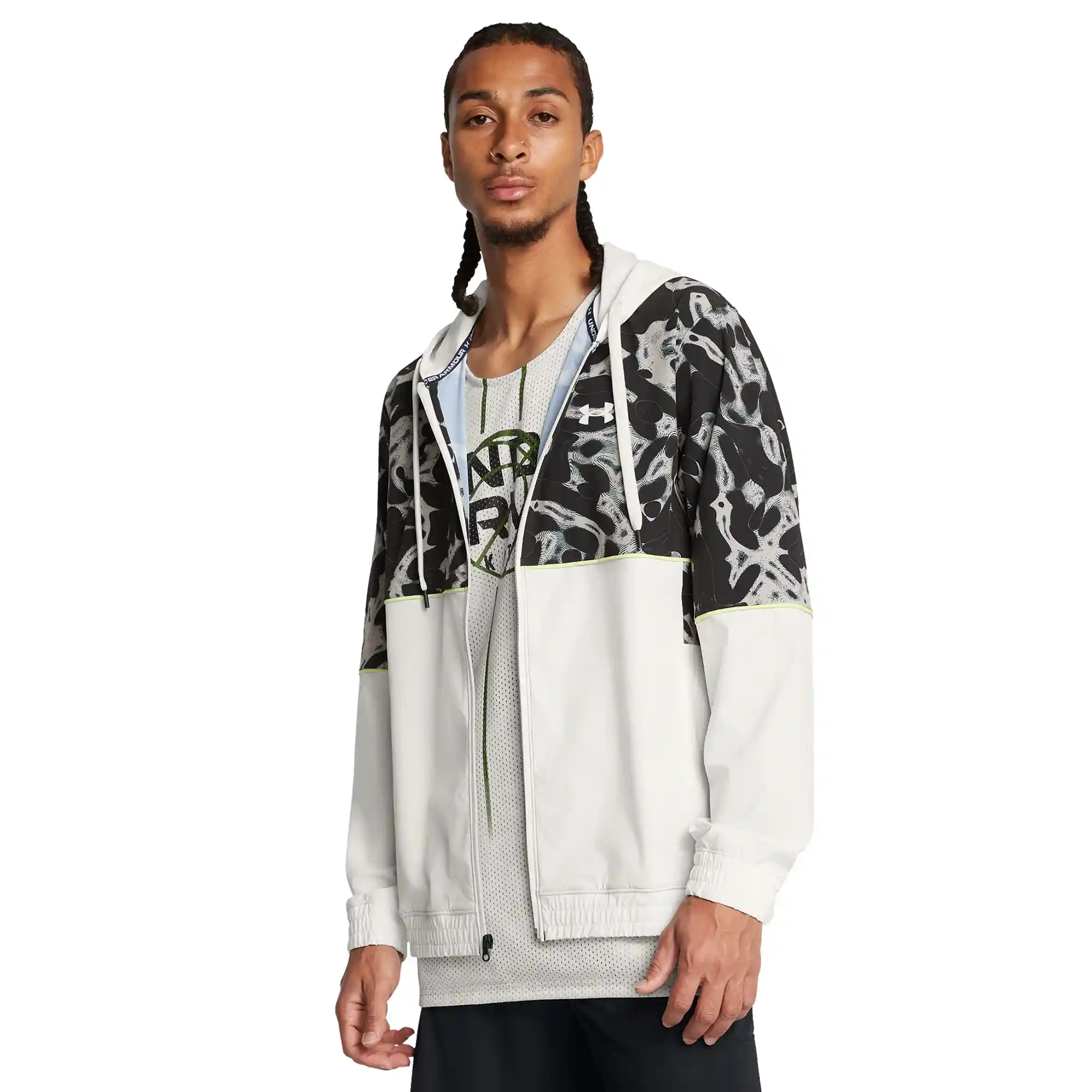 Chamarra Under Armour Basquetbol Zone Woven Estampado Hombre 1387573-114