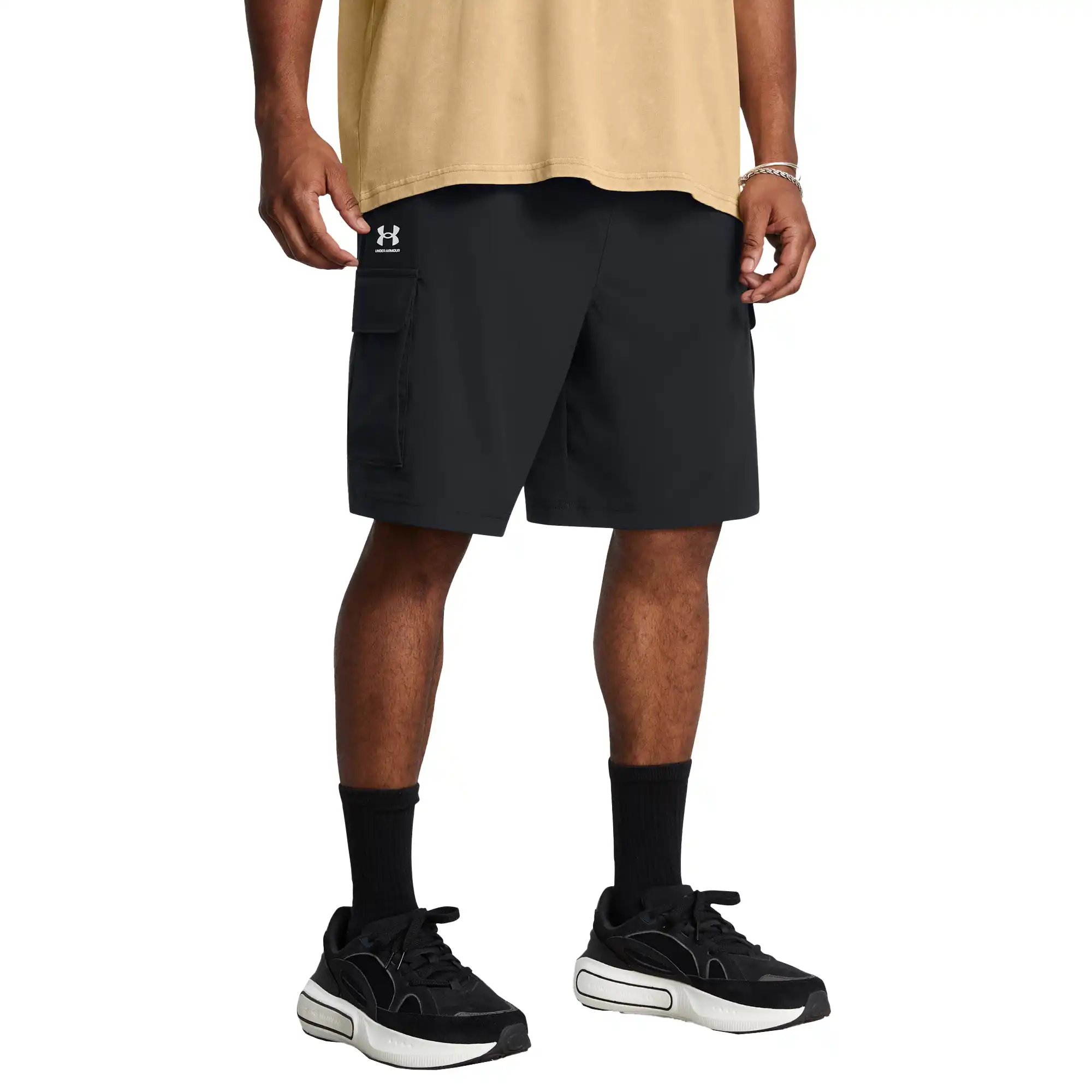 Short Under Armour Entrenamiento Vibe Woven Hombre 1386560-001